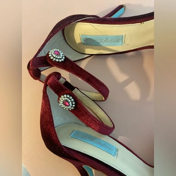 Betsey Johnson Velvet Red Heels - Picture 5 of 6